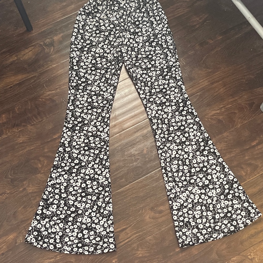 Floral high waisted flare leggings